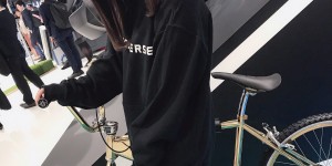 【EV女孩】貓耳制服櫻花妹「みーみちゃん」水汪汪大眼看著你裝可愛　讓人超想抱回家收養