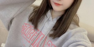 【EV女孩】童顏正妹「甜天」纖腰曲線好性感，穿背心時還有「誘人胸型」！