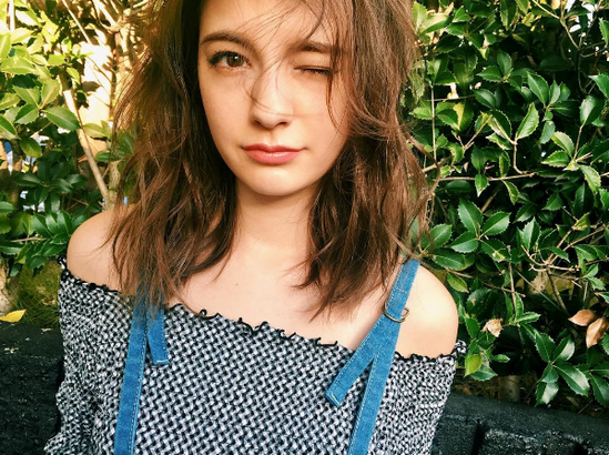 日本雜誌御用混血模特兒太優質！超越感官的性感讓男人小宇宙大爆發少女雜誌緊握不放